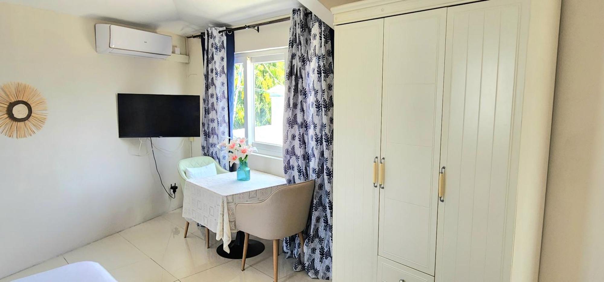 Lovely Studio Apartment With Views Of The Lagoon. Grand Baie Esterno foto