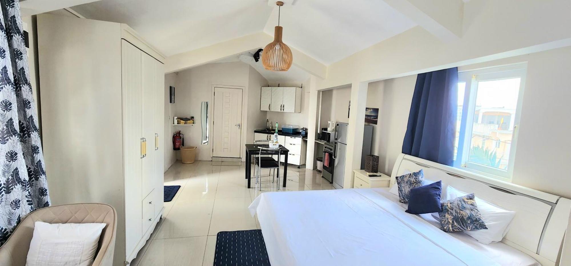 Lovely Studio Apartment With Views Of The Lagoon. Grand Baie Esterno foto